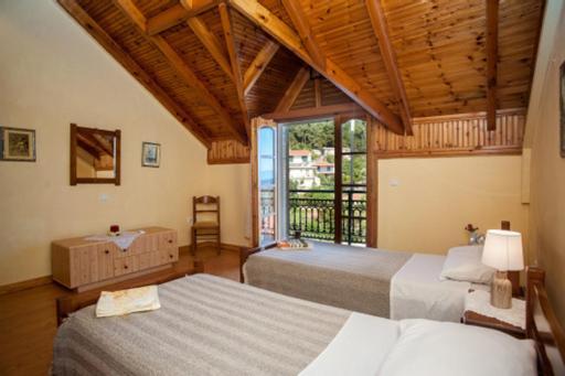 ポロス Fernanda'S Traditional 2 Floor Houseヴィラ エクステリア 写真