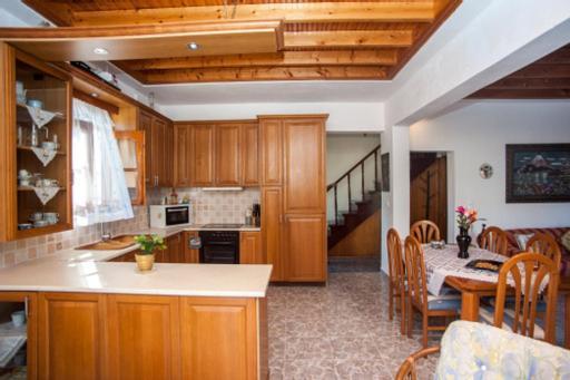 ポロス Fernanda'S Traditional 2 Floor Houseヴィラ エクステリア 写真